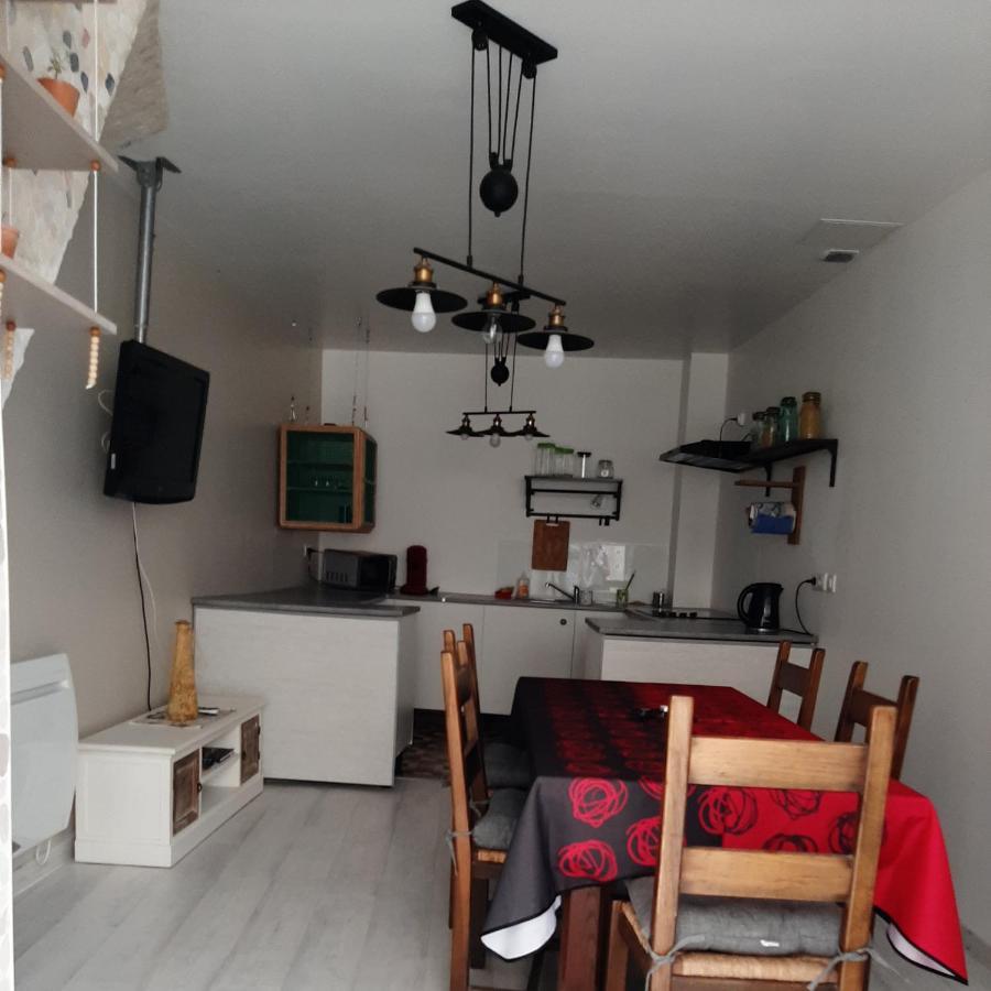 Maisonnette Paulhannaise ภายนอก รูปภาพ